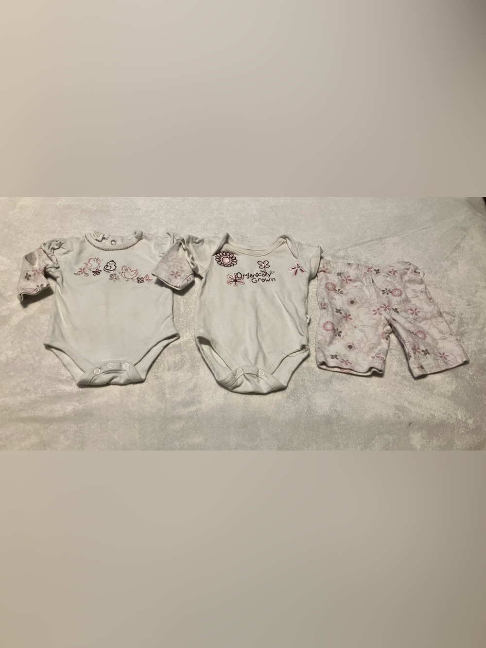 Baby Girls 3-Piece Organic Floral Bodysuit Set in White and Pink